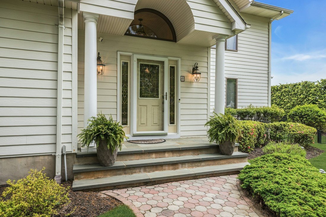 House in Hampton Bays, New York, United States 5 - 18063752