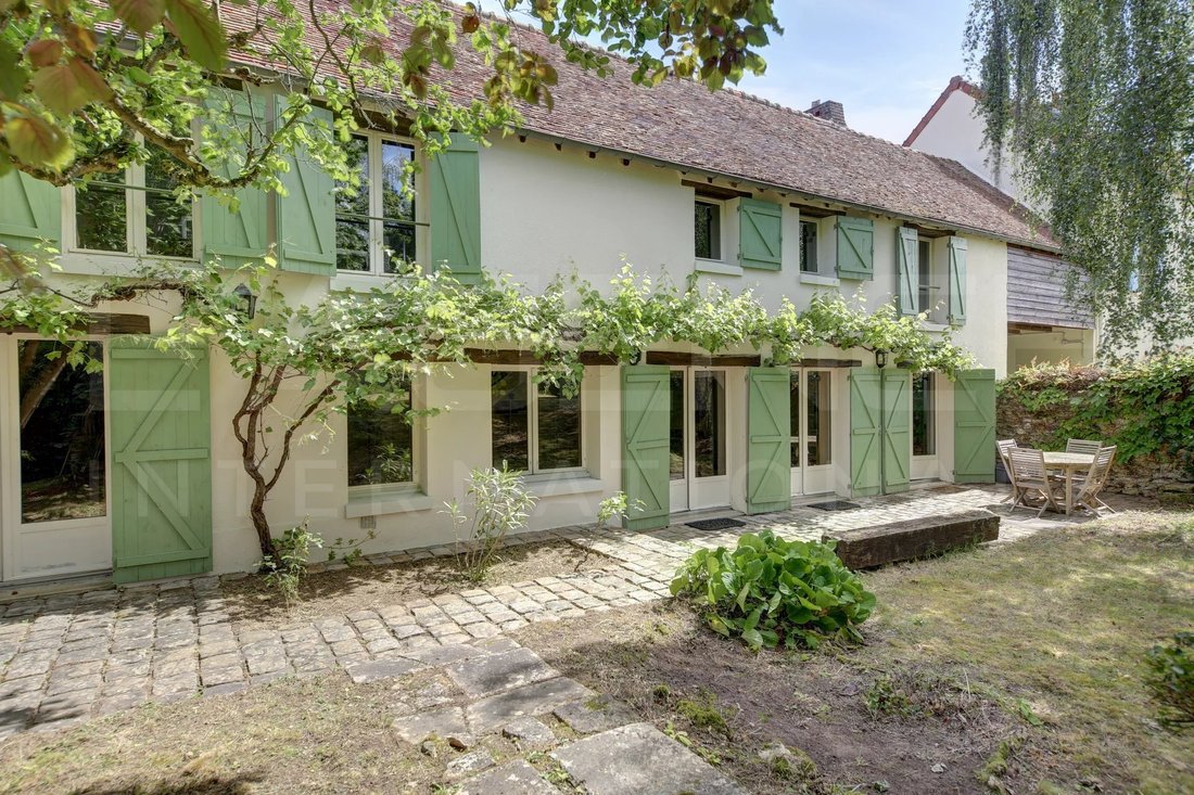 House in Orgeval, Ile-de-France, France 3 - 18064052