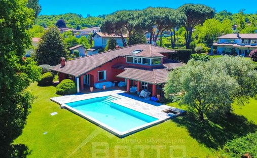 Villa in Cecca-Agagliate, Piedmont, Italy 1