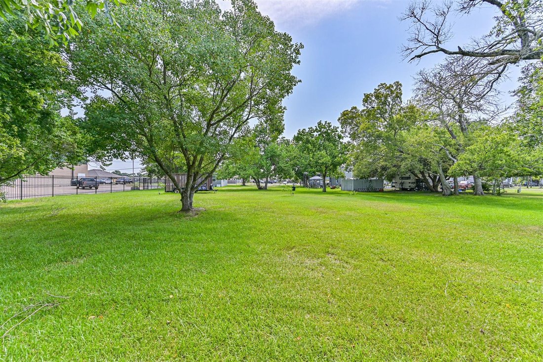 House in La Porte, Texas, United States 2 - 18063616