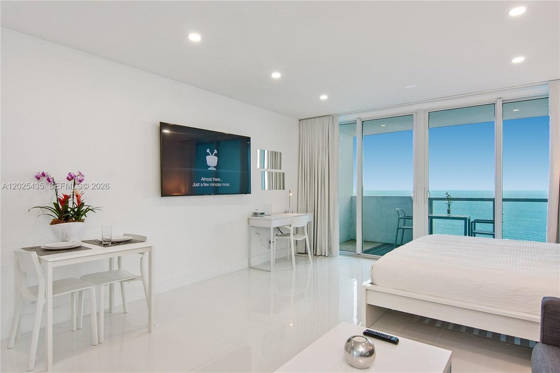 Condo in Miami Beach, Florida, United States 2 - 18062783