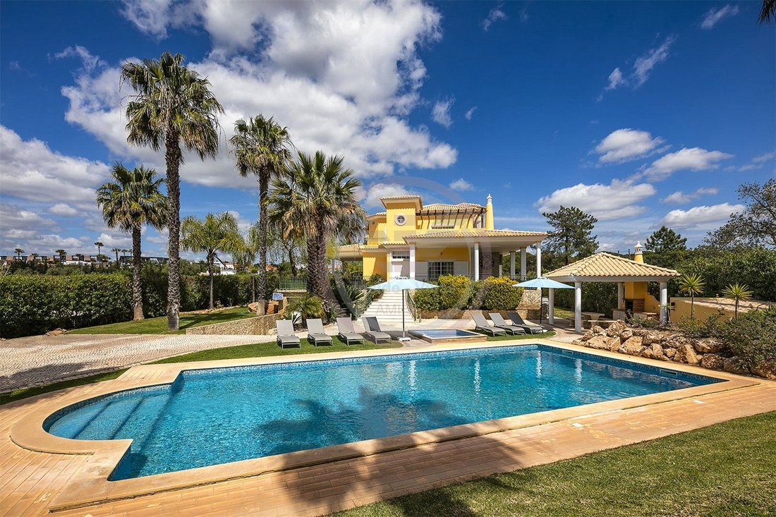 Villa in Almancil, Algarve, Portugal 1 - 16572836