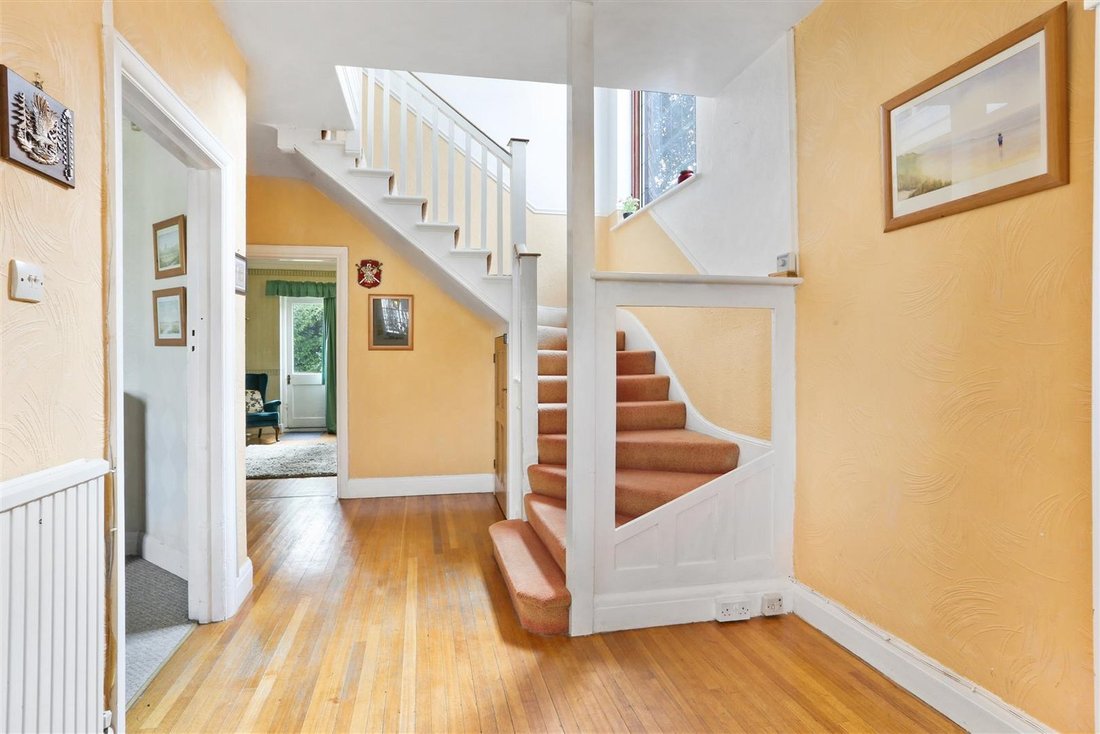 House in Cheam, London Borough of Sutton, England 2 - 16702364