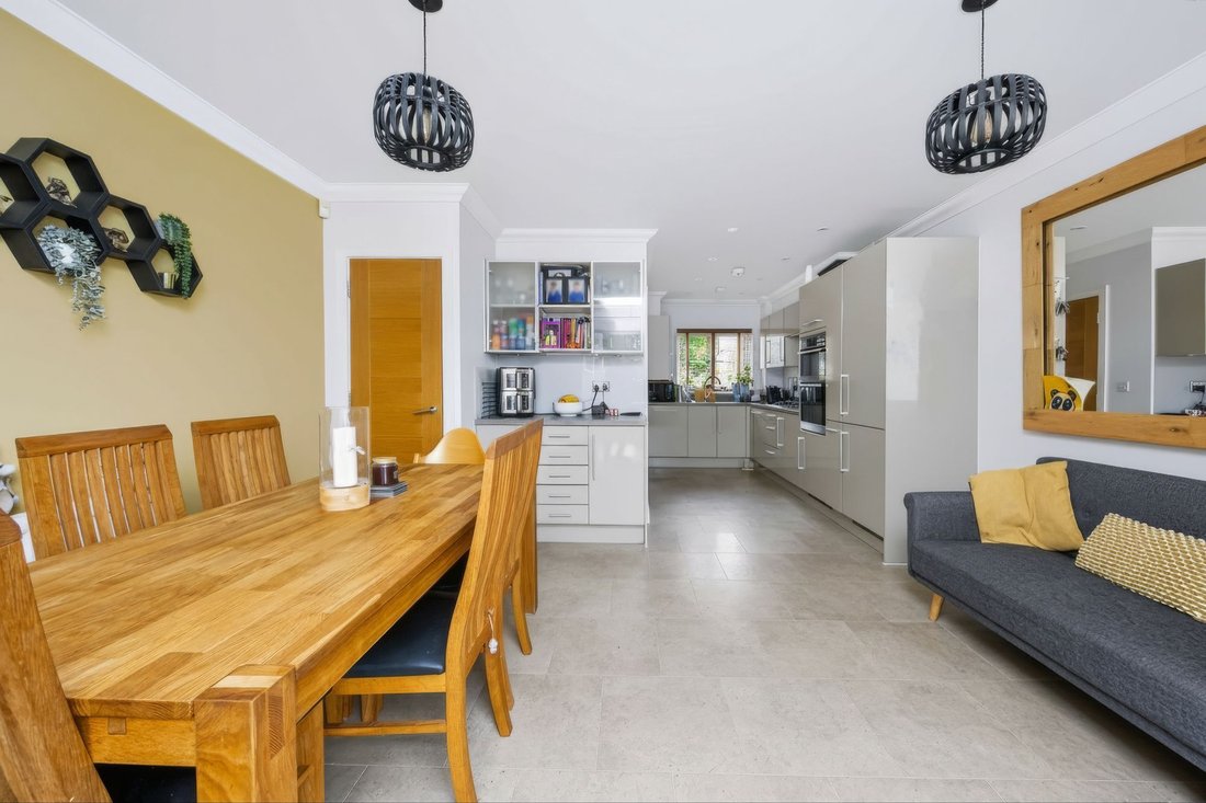 House in Okehurst, Billingshurst, England 2 - 18063625
