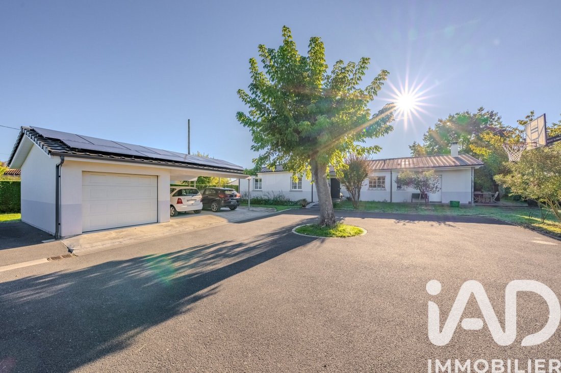 House in Sabaeges, Ambares-et-Lagrave, France 4 - 18065318