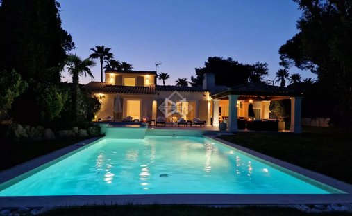 Estate in Zone Ouest Urbaine, Saint-Tropez, France 1