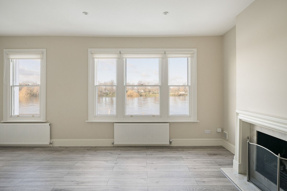 Apartment in Castelnau, Richmond Upon Thames, England 3 - 18061091