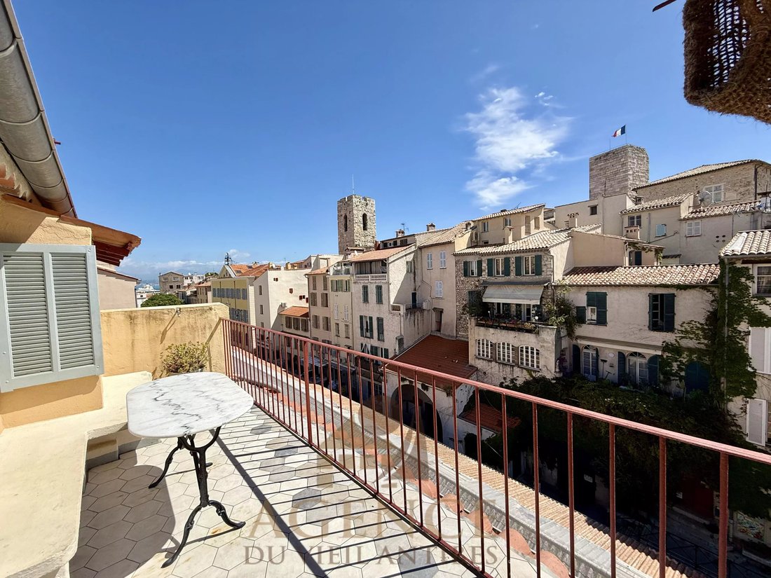 Apartment in Vieille Ville, Antibes, France 1 - 18064237