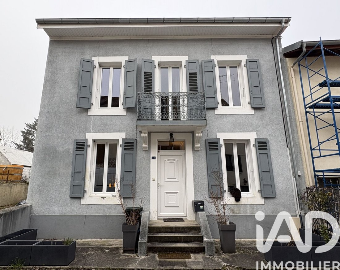 House in Saint-Julien-en-Genevois, Auvergne-Rhône-Alpes, France 1 - 18065381