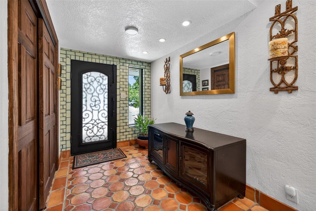 House in St. Petersburg, Florida, United States 3 - 18063103