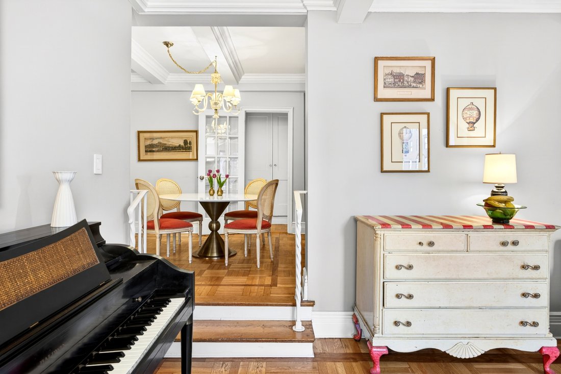 Co Op in New York, New York, United States 4 - 18063866