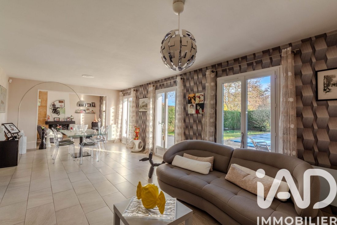 House in Montigny-sur-Loing, Ile-de-France, France 3 - 18065324