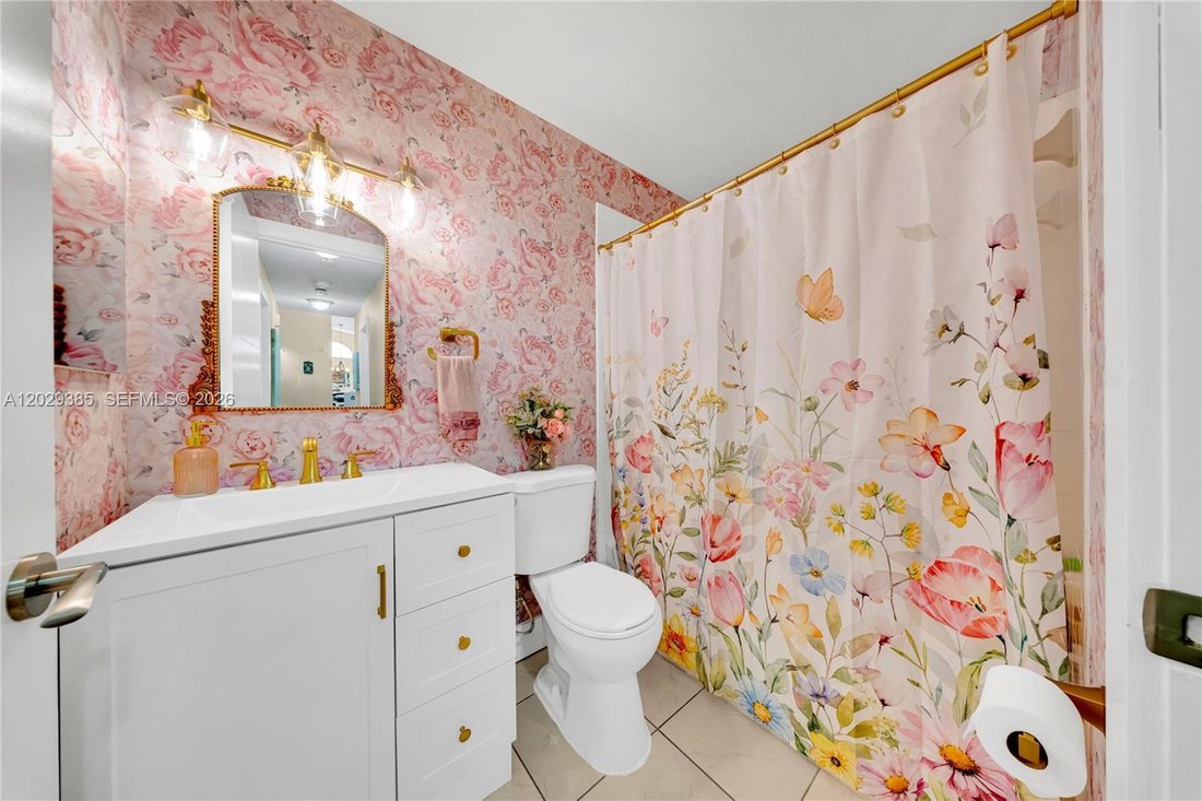 House in Miami Lakes, Florida, United States 5 - 18062865