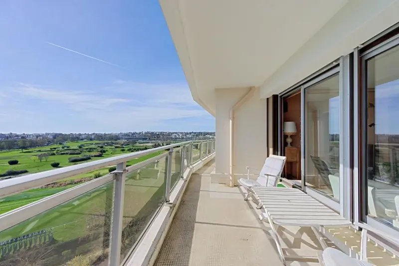 Apartment in Saint-Cloud, Ile-de-France, France 3 - 17451314