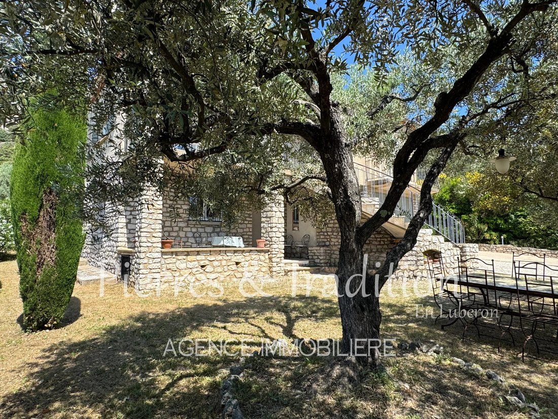 House in Saint-Saturnin-lès-Apt, Provence-Alpes-Côte d'Azur, France 2 - 15411046