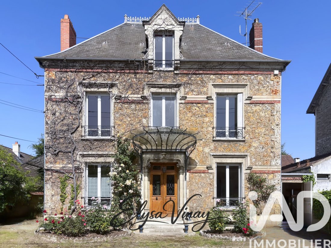 House in Centre-Entre Deux Gares, Mantes-la-Ville, France 1 - 18065286