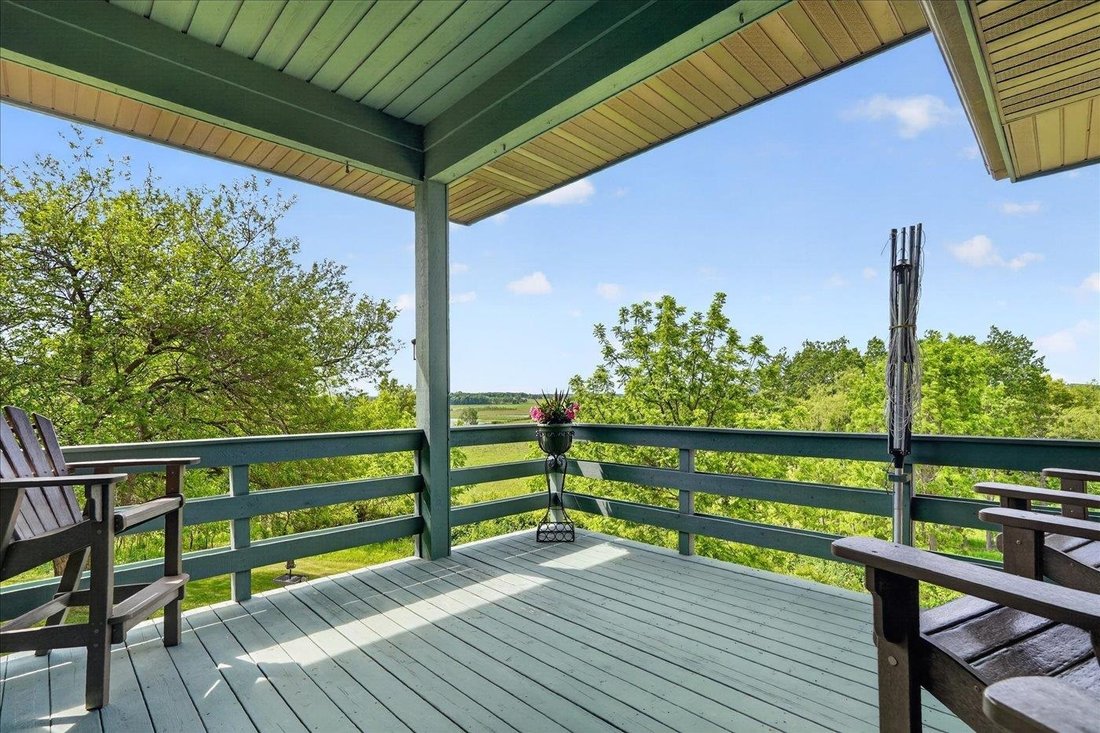 House in Lake Mills, Wisconsin, United States 3 - 18065366