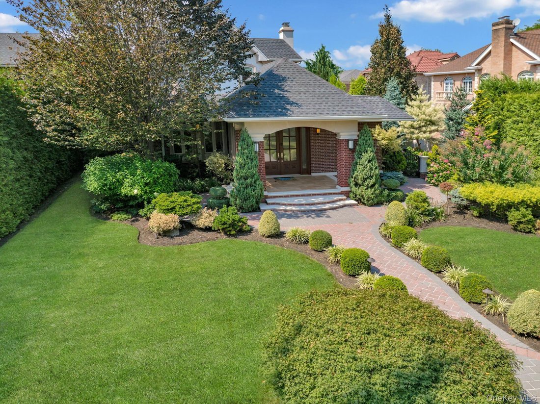 House in New York, New York, United States 2 - 17023312