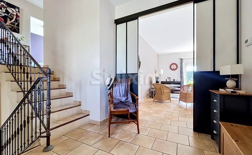 House in Villefranche-sur-Saone, Auvergne-Rhône-Alpes, France 1