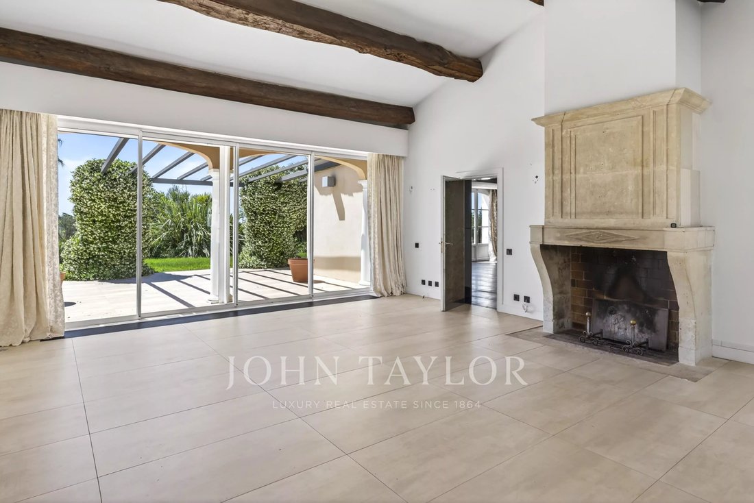 Villa in Ceyreste, Provence-Alpes-Côte d'Azur, France 4 - 18064289