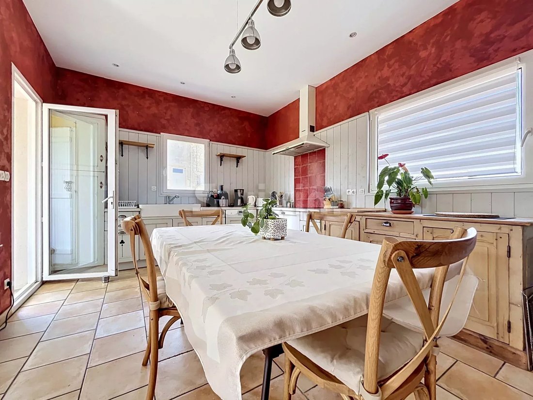 House in Villefranche-sur-Saone, Auvergne-Rhône-Alpes, France 4 - 18064779