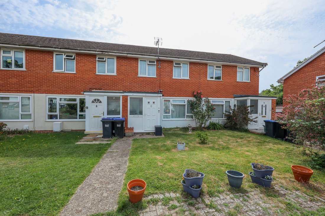 House in Burgess Hill, England 1 - 18063672