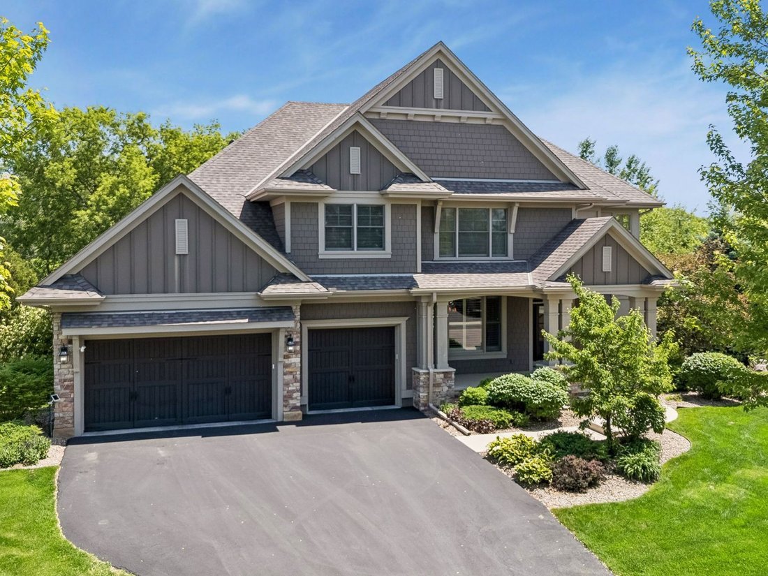 House in Chaska, Minnesota, United States 3 - 18064196