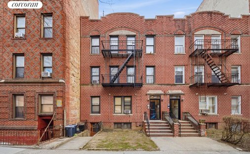 House in New York, New York, United States 1