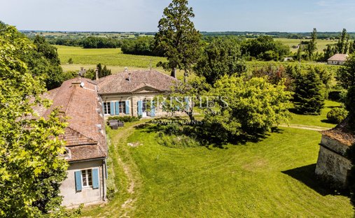 House in Castillon-la-Bataille, Nouvelle-Aquitaine, France 1