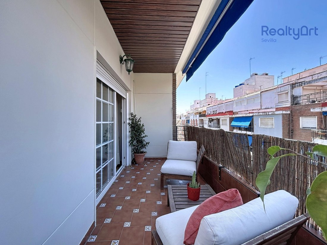 Apartamento en Los Remedios, Sevilla, España 2 - 18061352