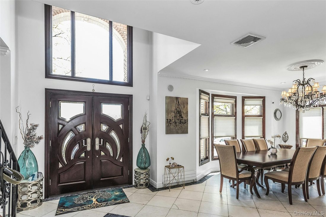 House in New York, New York, United States 5 - 17820498