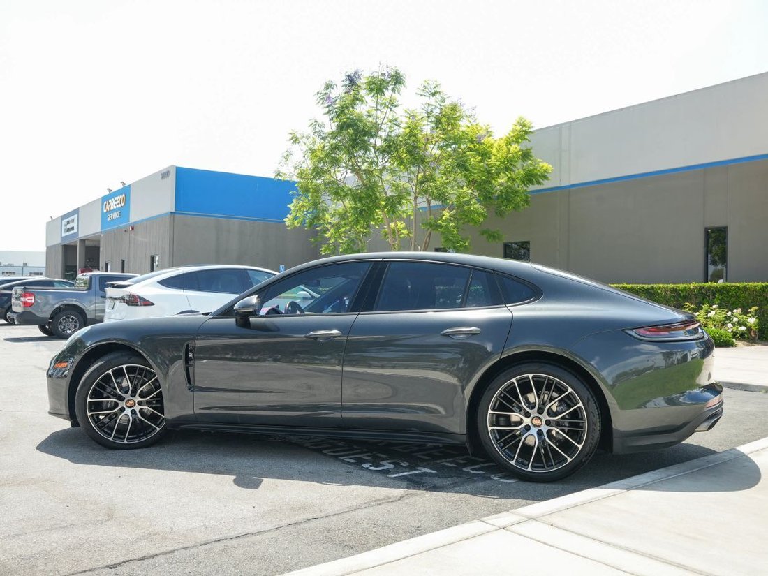 Sedan in Costa Mesa, CA, United States 3 - 18049088