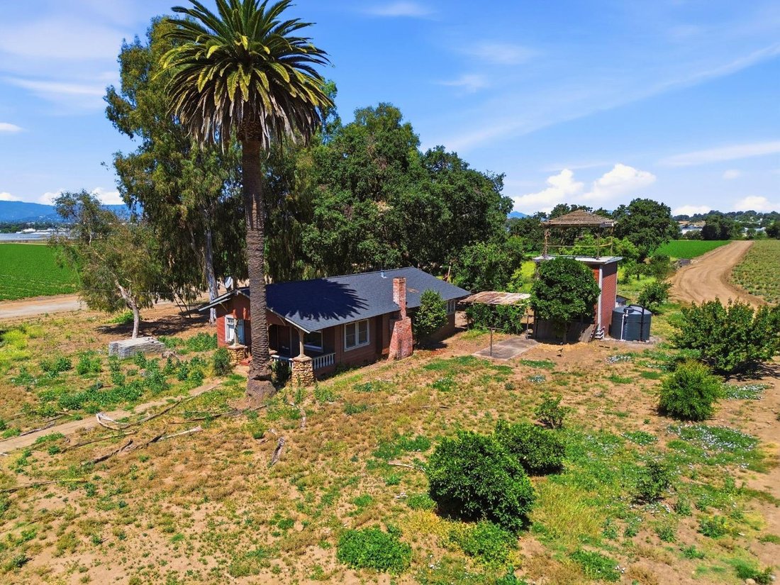 House in Gilroy, California, United States 2 - 18064545
