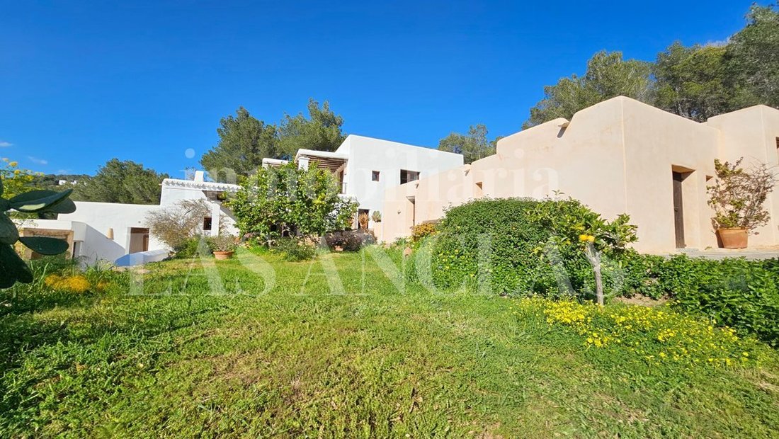 Farm Ranch in Jesus, Santa Eularia des Riu, Balearic Islands 4 - 18063442