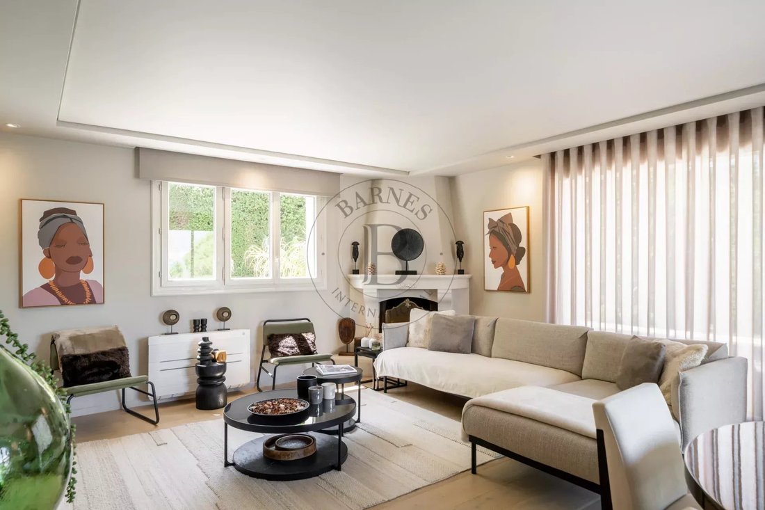 Villa in Mougins, Provence-Alpes-Côte d'Azur, France 3 - 18064395