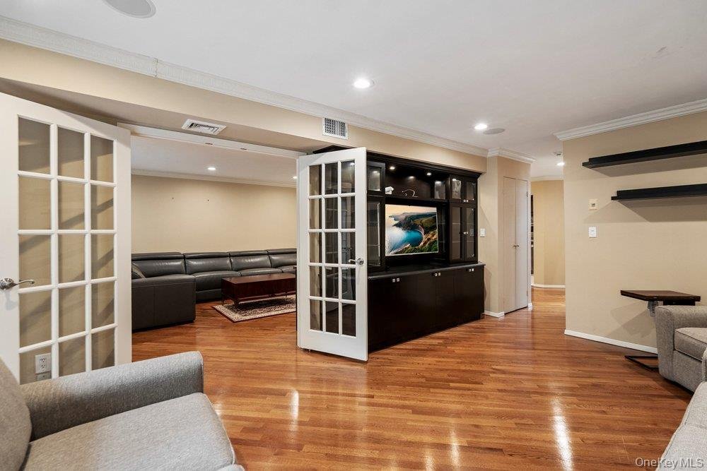 Condo in Jericho, New York, United States 5 - 17948406