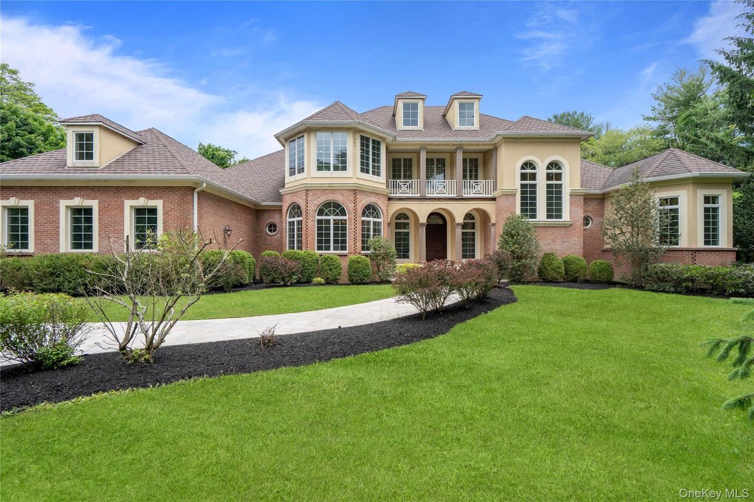 House in Syosset, New York, United States 2 - 18037674