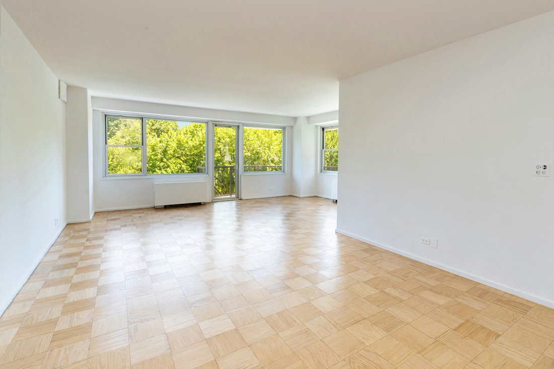 Co Op in New York, New York, United States 2 - 18057141