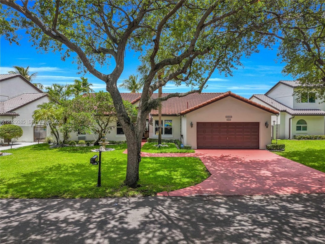 House in Miami Lakes, Florida, United States 1 - 18062865