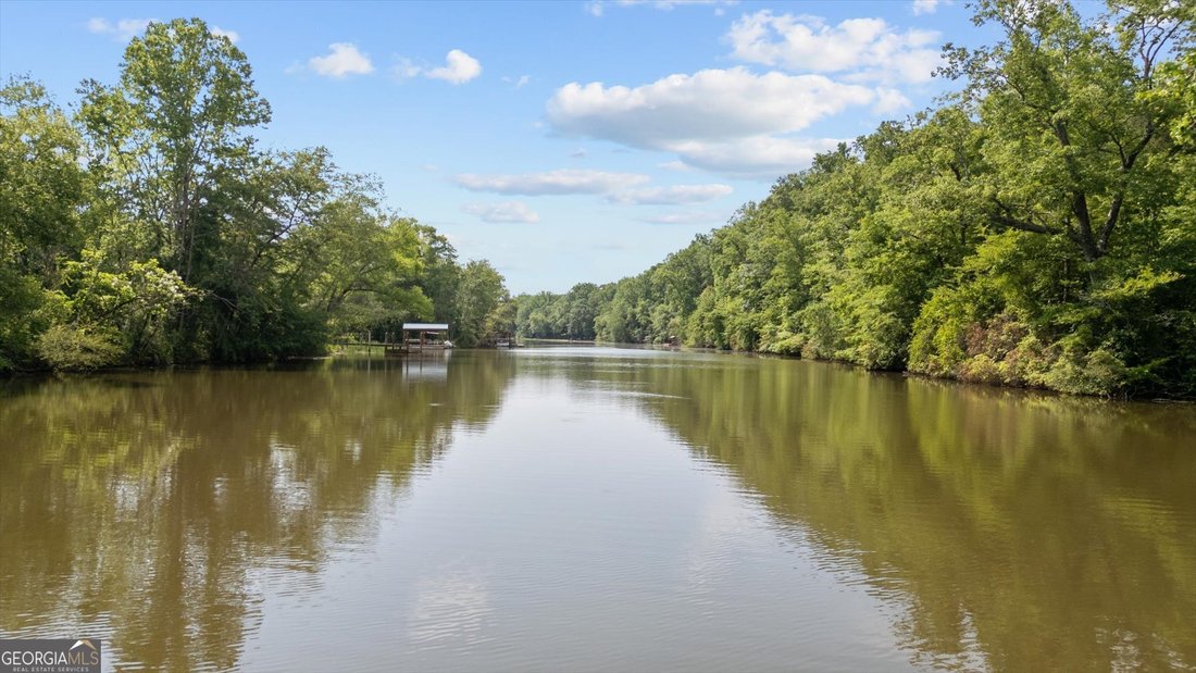 Wedowee, Alabama, United States 5 - 18063273