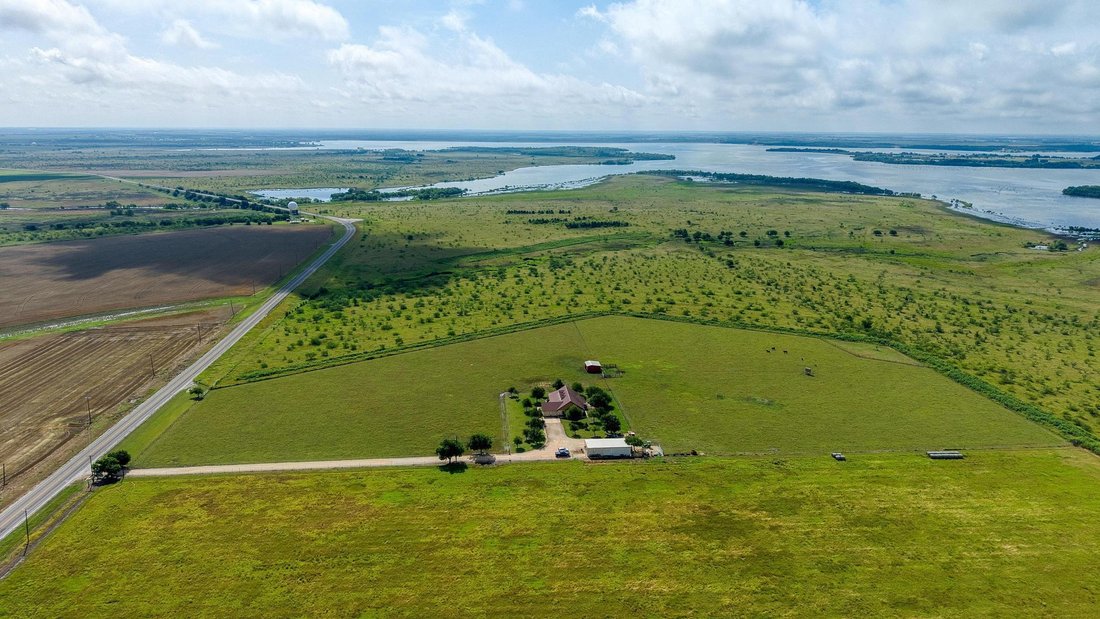 House in Granger, Texas, United States 3 - 18063256