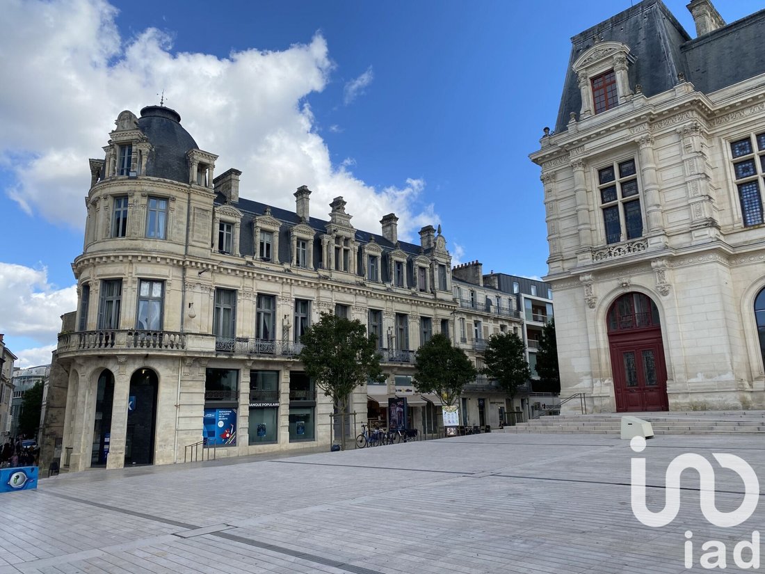 House in Poitiers, Nouvelle-Aquitaine, France 1 - 18065212