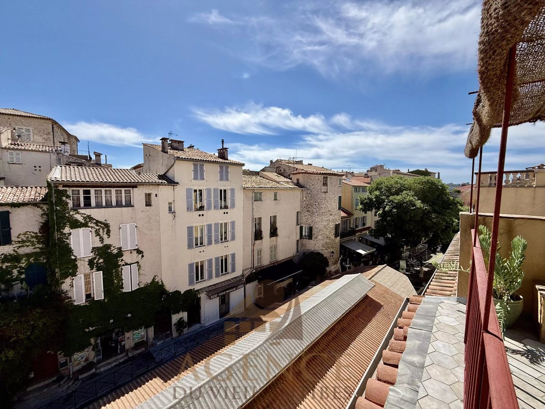 Apartment in Vieille Ville, Antibes, France 2 - 18064237