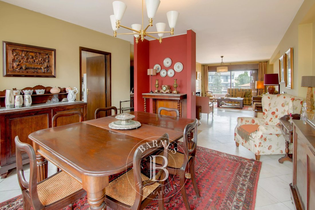 Apartment in Lordelo do Ouro e Massarelos, Porto District, Portugal 1 - 18064821