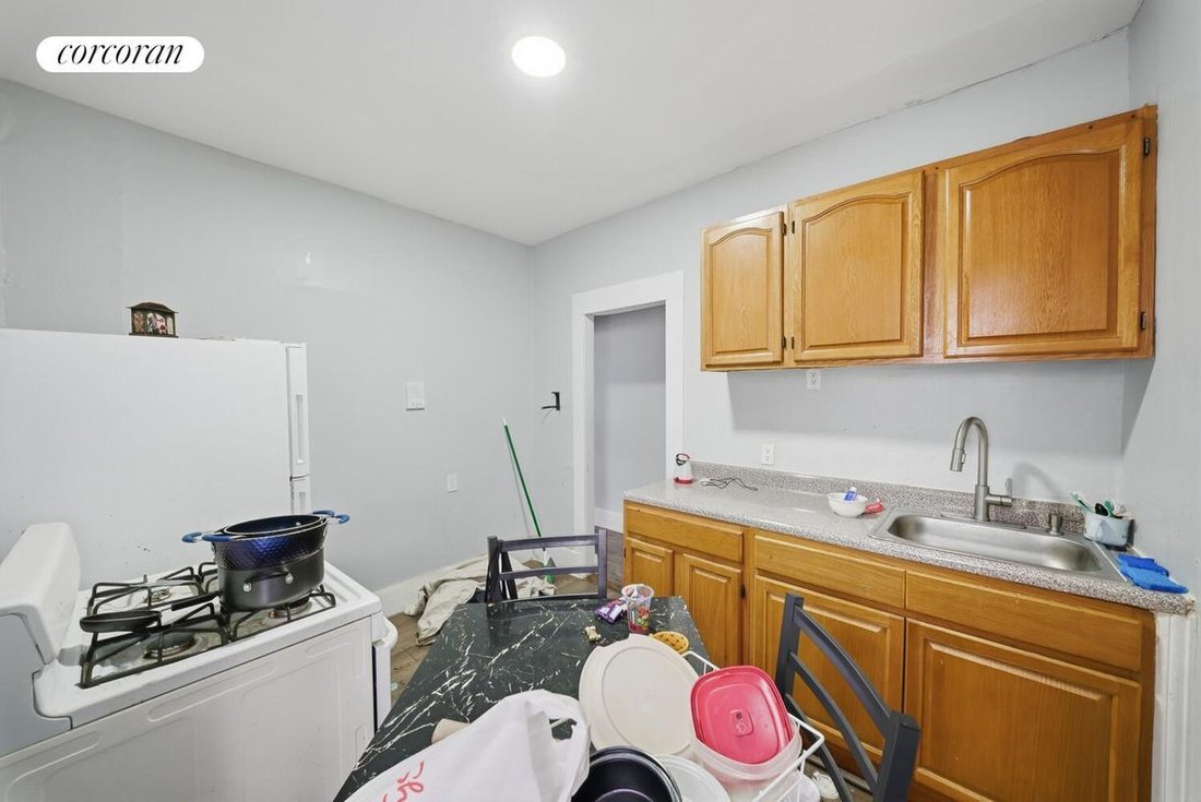 House in New York, New York, United States 5 - 18062345