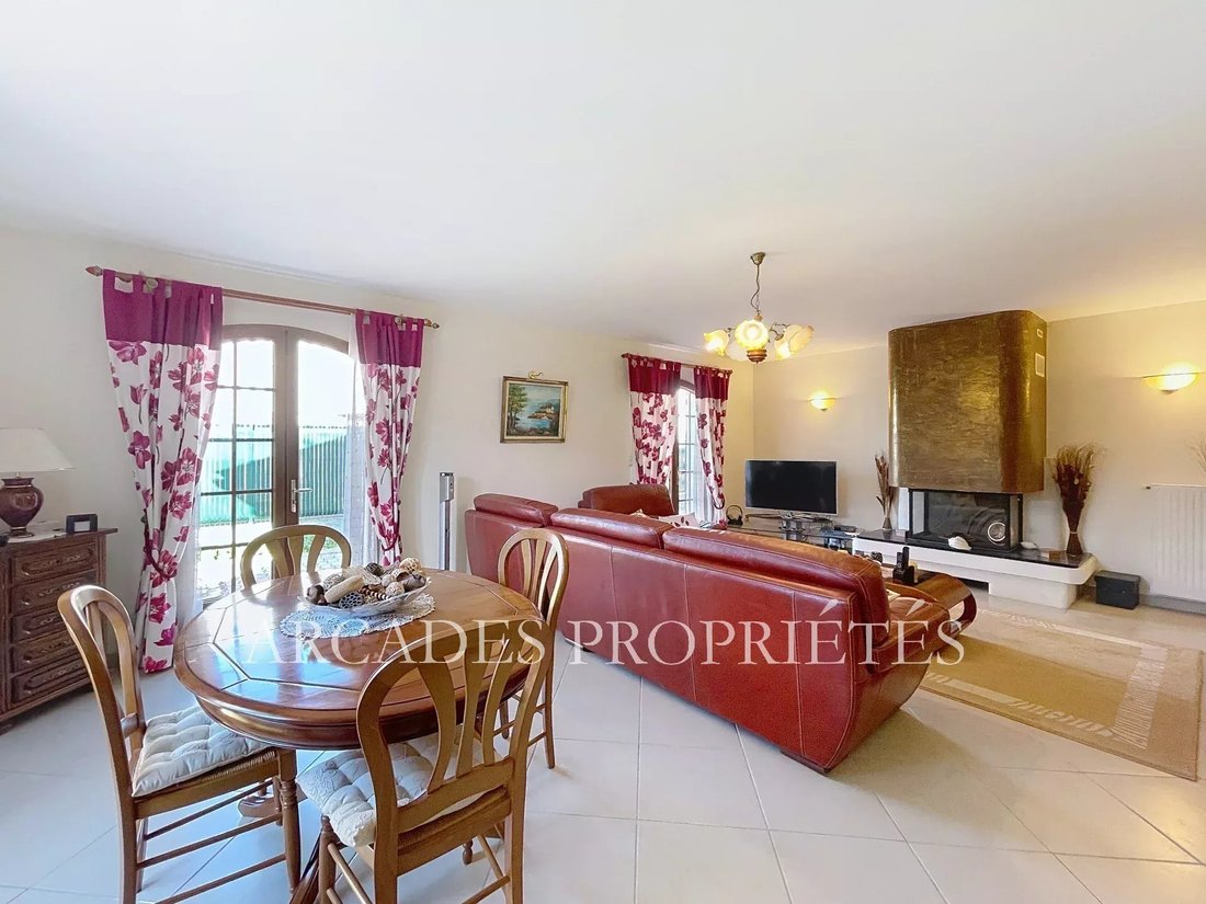 House in Birambits, Begles, France 3 - 18061324