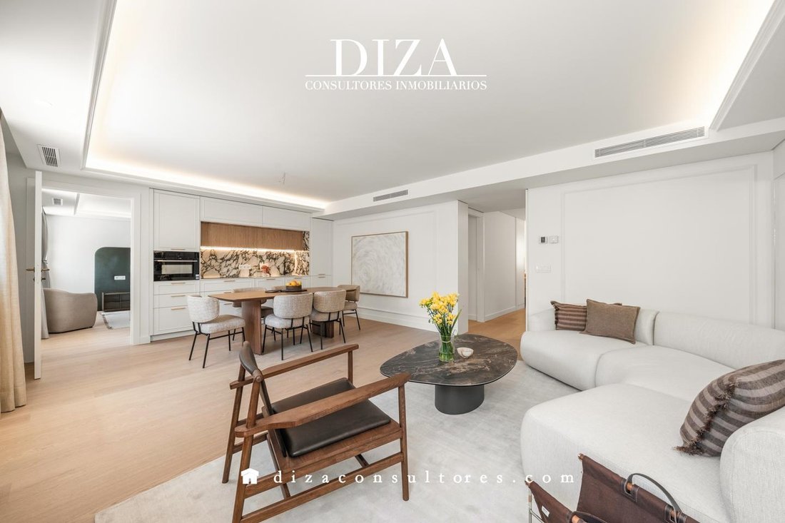 Wohnung in Centro, Madrid, Spanien 5 - 18064527