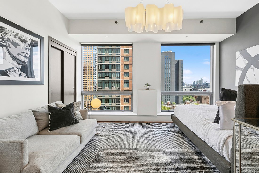 Condo in New York, New York, United States 1 - 18063845