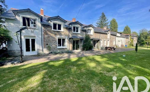House in Heric, Pays de la Loire, France 1
