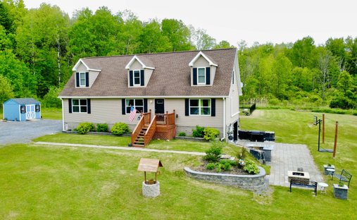 House in Esperance, New York, United States 1